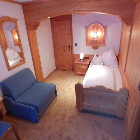 Pension Cafe Fritz Lech am Arlberg Bagian luar foto